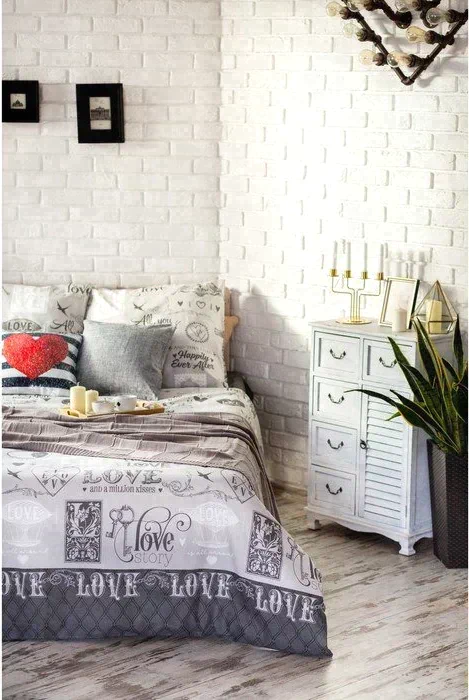 Постельное бельё "Этель" 2 сп Love 175*215 см, 200*220 см, 70*70 см -2 шт, 100% хлопок, бязь 125 г/м2