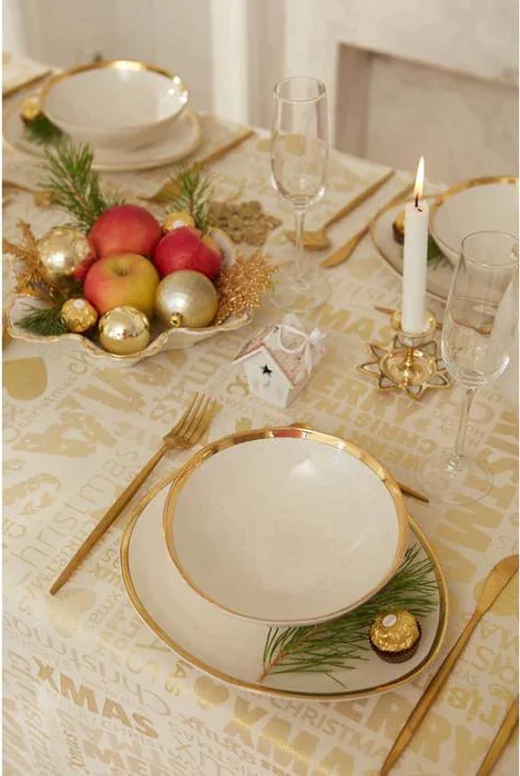 Скатерть Этель «Новый год: Merry xmas» цвет золотой, 142*220 +/-3 см, 115 ±10 гр, 100% п/э