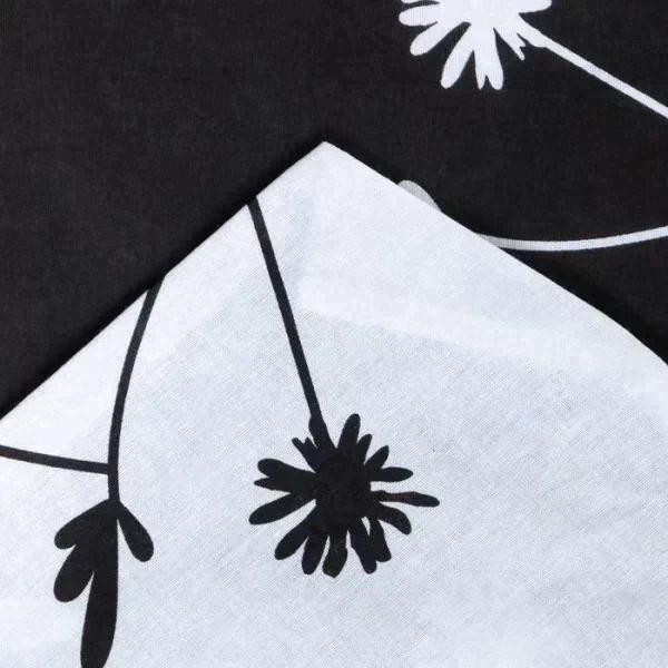 Постельное белье Этель 2 сп Flowers (вид 3) 175*215 см, 200*220 см,70*70 см -2 шт