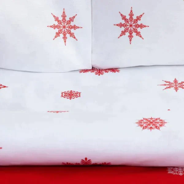 Постельное белье Этель 1.5сп «Новогоднее волшебство» 143*215см,150*214см,70*70см-2 шт